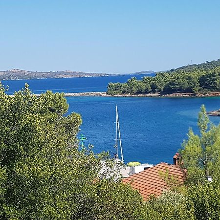 Extra Spacious Seaview Apartments Close To The Beach, With Large Terraces And Free Wi-Fi & Ac & Bbq & Parking Space Sali Exteriér fotografie