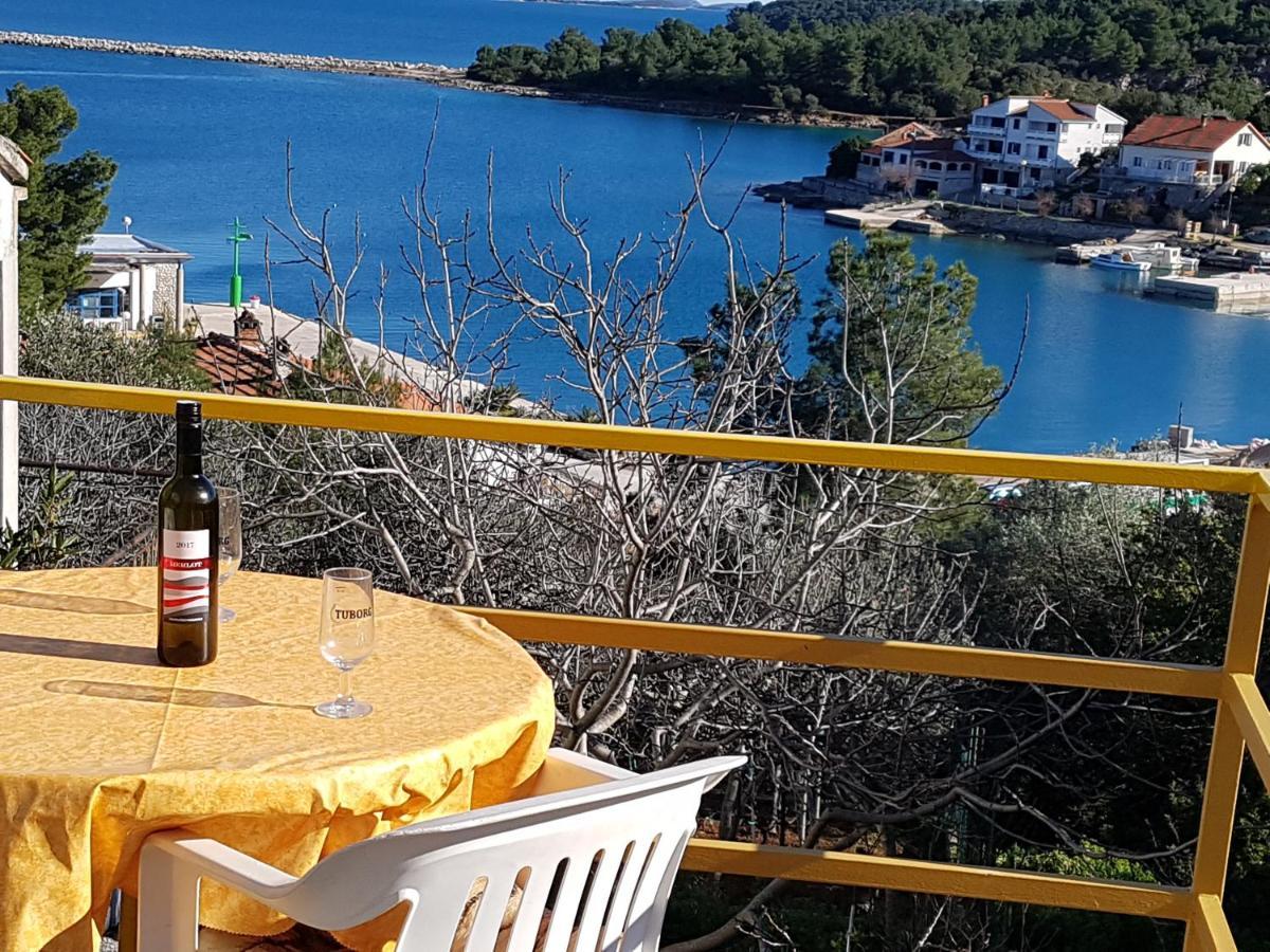 Extra Spacious Seaview Apartments Close To The Beach, With Large Terraces And Free Wi-Fi & Ac & Bbq & Parking Space Sali Exteriér fotografie